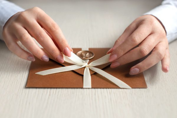 Chèques cadeaux = provision = déduction ?