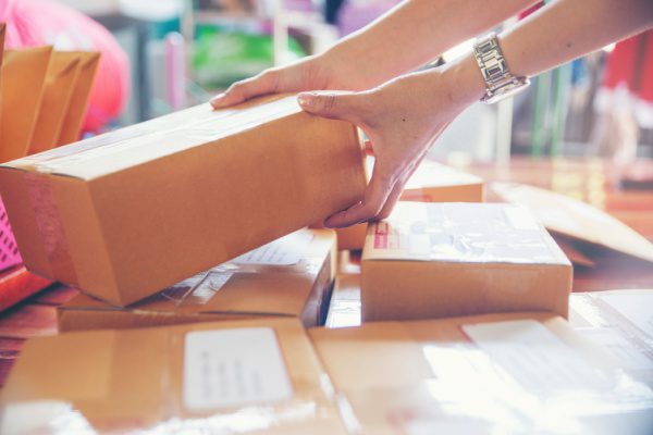 Taxe sur les petits colis : c’est parti